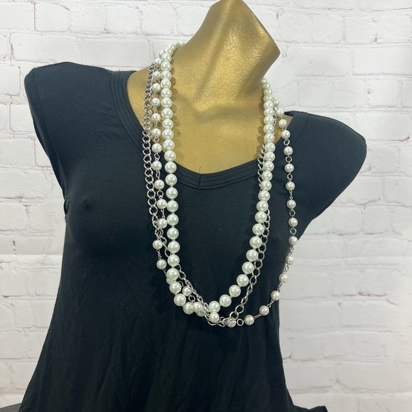 New York & Company Faux Pearls and Silvertone Chain 3 layer statement necklace - Picture 5 of 10